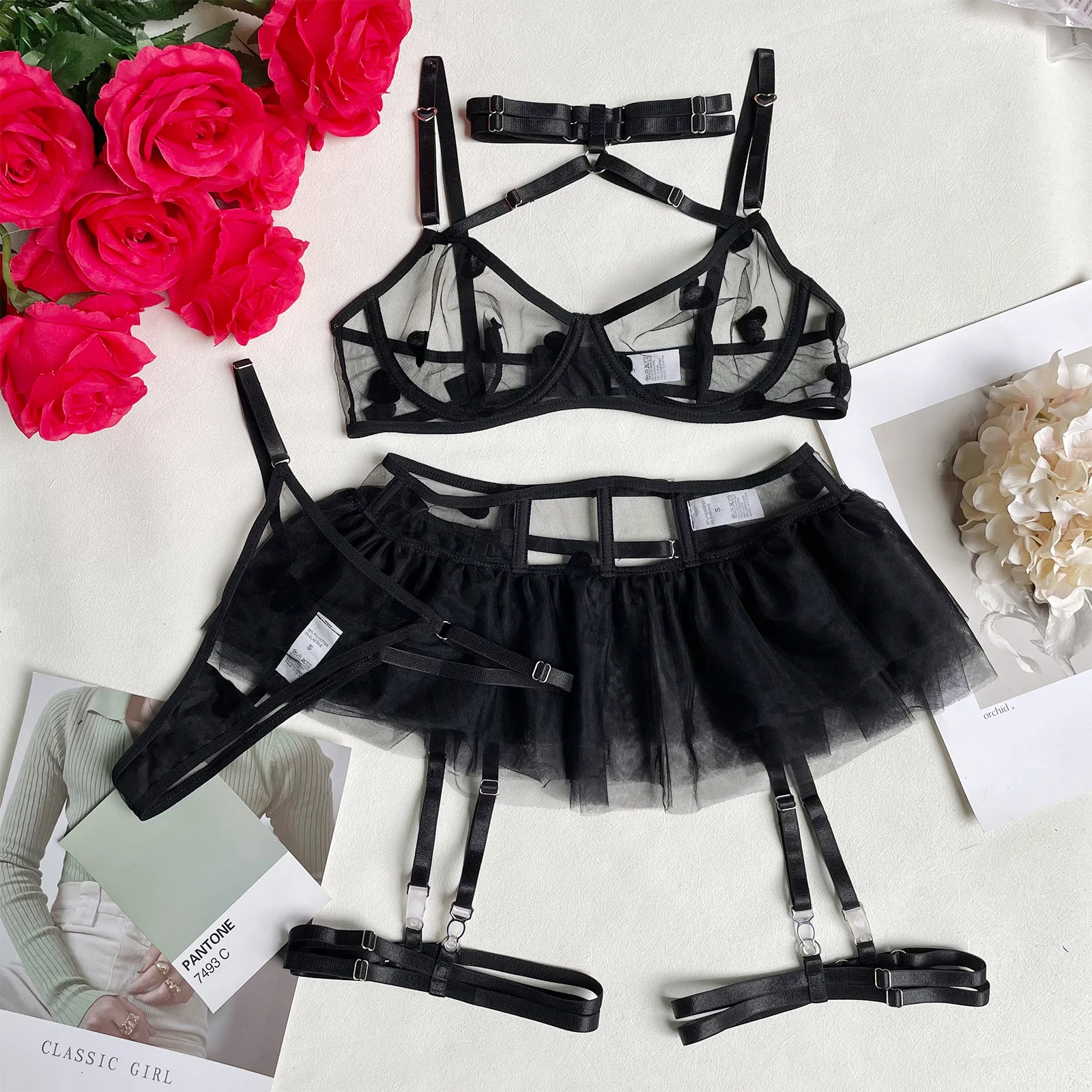 Embroidered Heart Ruffle 3-Piece Garter Set 060 view 3