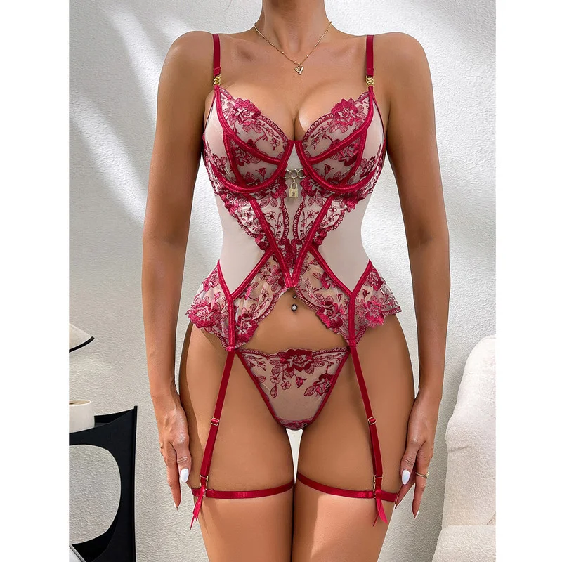 Embroidered Bra Set 102 view 3